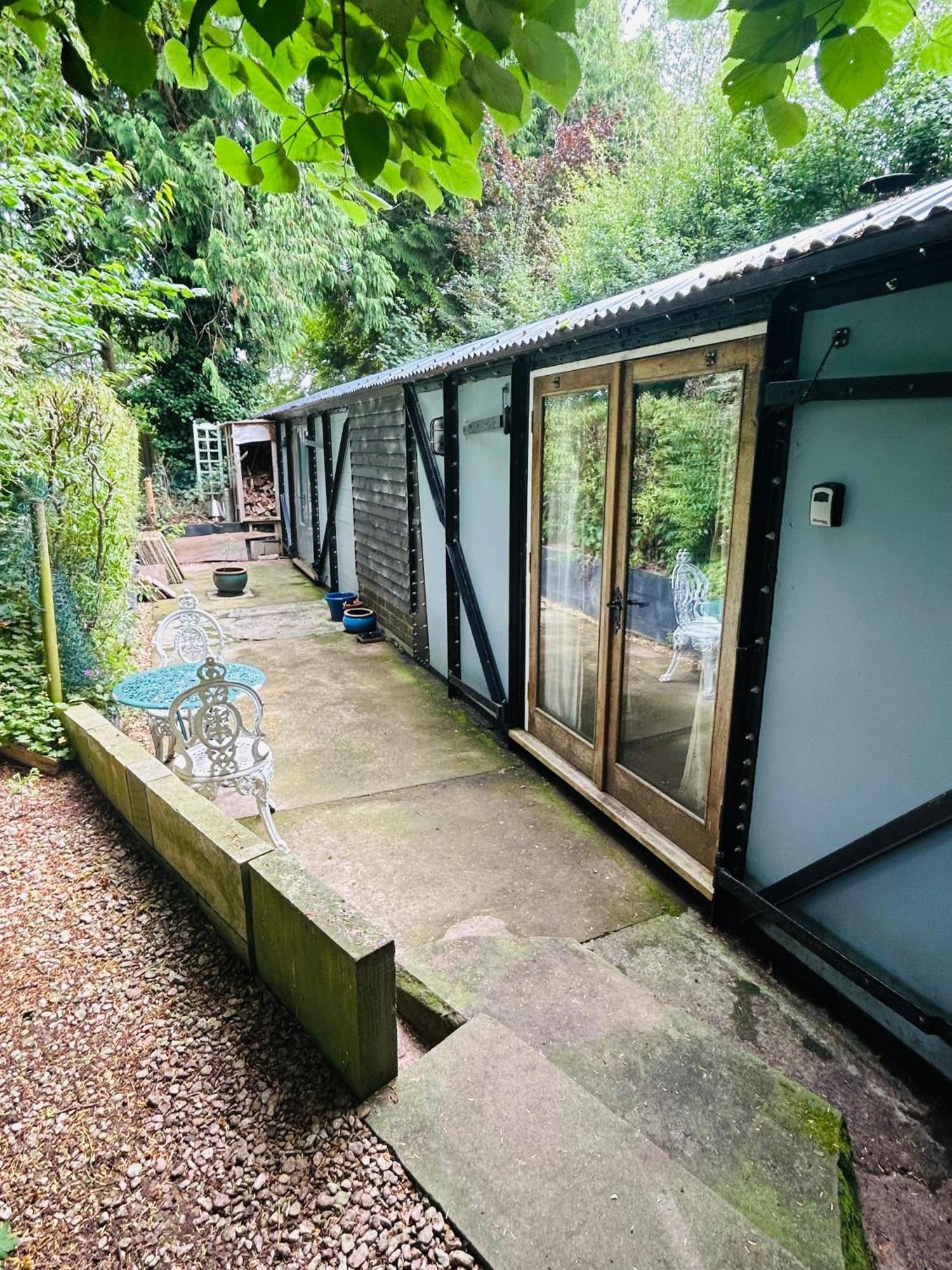 The Railway Carriage - Blue Villa Glasbury Exteriör bild